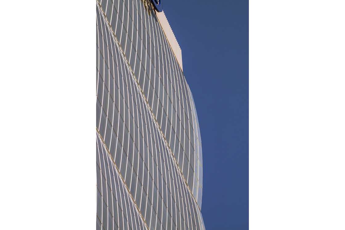 Allianz Tower, Arata Isozaki 3 - Riccardo Bianchini architectural photography