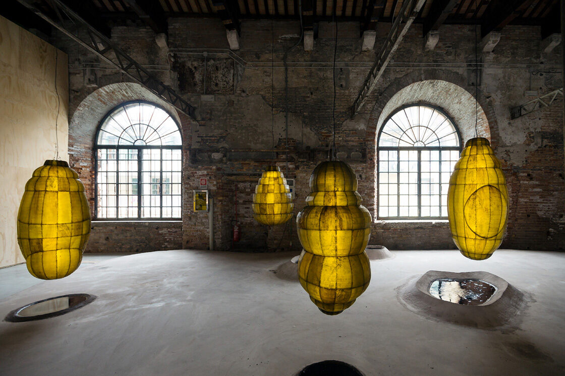 Anicka-Yi-Venice-Art-Biennale-2019-Riccardo-Bianchini-Photography