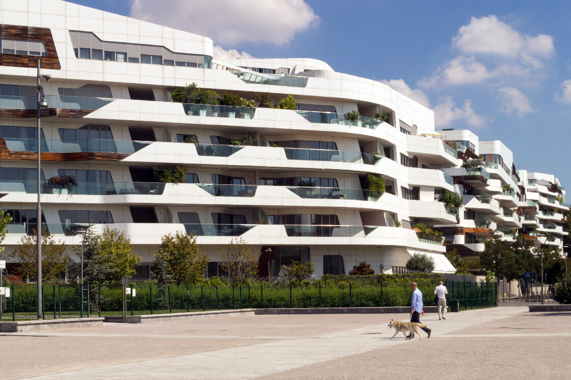 Citylife residential complex, Zaha Hadid 1 - Riccardo Bianchini Architectural Photography